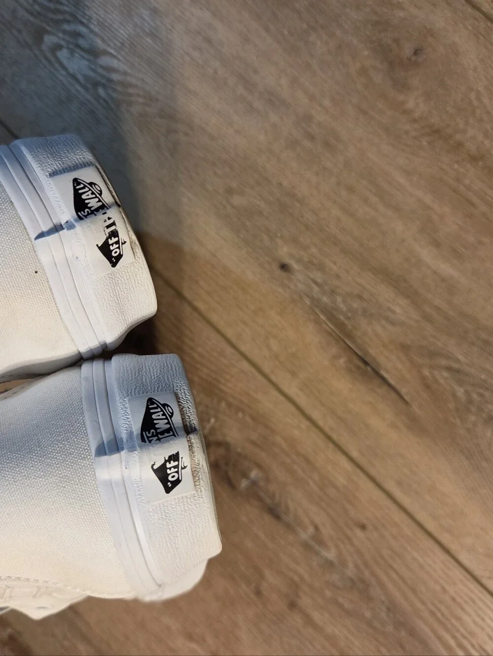 Vans Sk8-Hi Reissue Laceless High Top Sneakers - True White (Men 6.5 / Women 8)